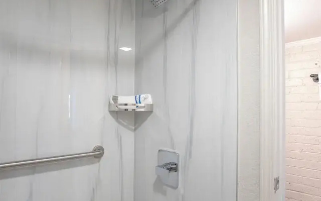 Economy Suites Extended Stay Tulsa
