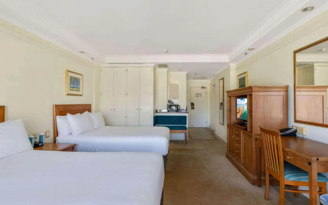 Pullman Cairns International