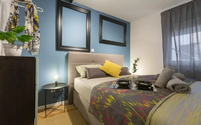 Stylish Urban Oasis