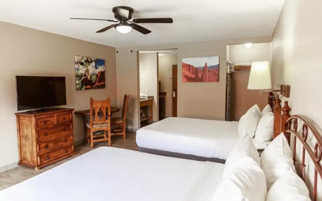 Aarchway Inn