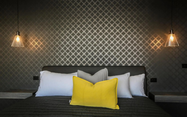 Indulge Apartments CBD