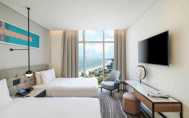 Th8 Palm Dubai, Vignette Collection by IHG