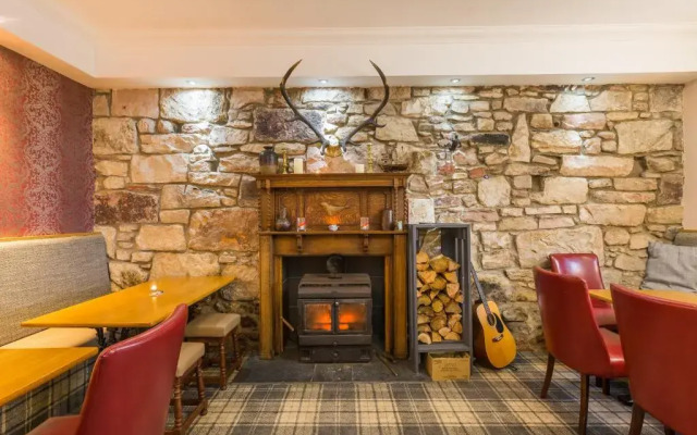 Corrie Hotel