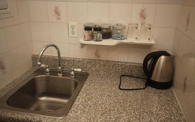 Midwood Suites Brooklyn