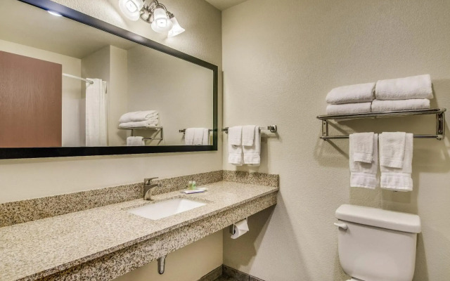 Cobblestone Inn & Suites – Big Lake