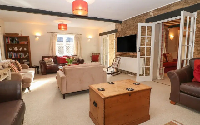 South Hill Farmhouse