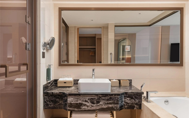 Hilton Garden Inn Dongguan Wanjiang Jiangjing Road – Guest Rooms – Dongguan