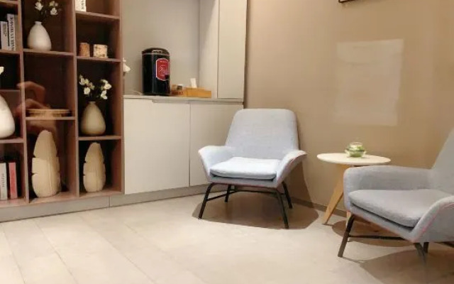 Homeinn · neo (Liaoyang Railway Station)