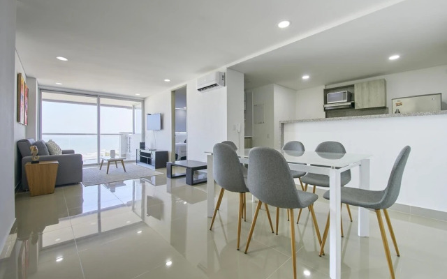 Artsy Oceanview Condo W Incredible Rooftop Pool