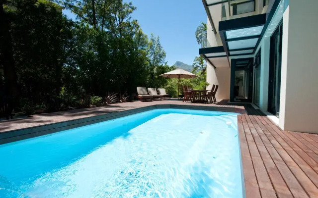 129 on Kloof Nek Apartments