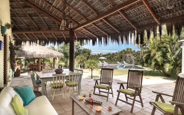 Suites Com Piscina Outeiro - Espelho