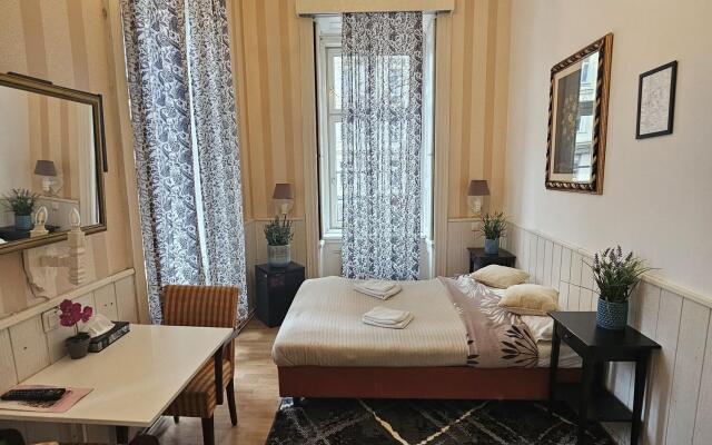 Urban Boutique Hotel