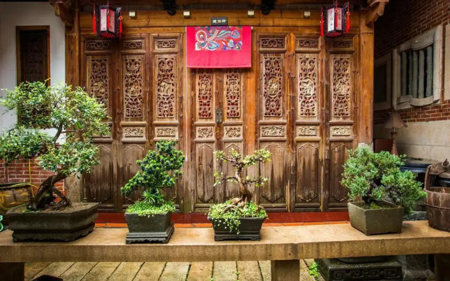 Xiamen Lanqin Gucuo Mansion