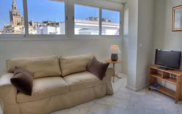 Reservaloen Mariano de Cavia / Topibe SL