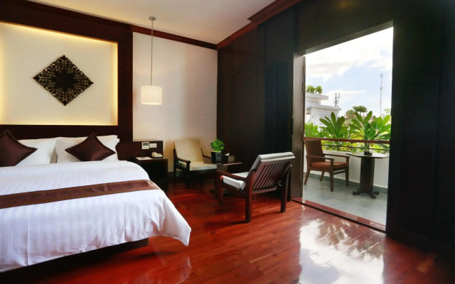 The Moon Residence & Spa
