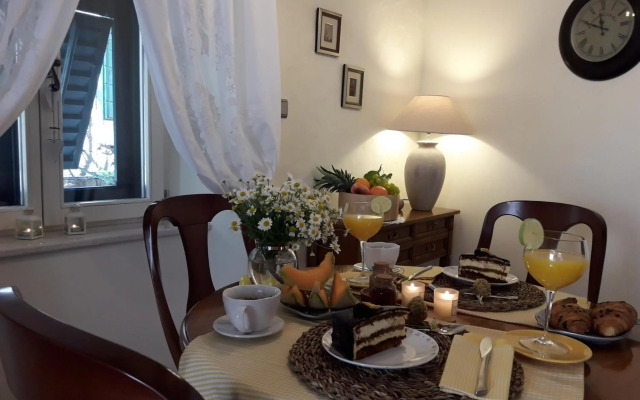 Old Square "Stone Pearl"