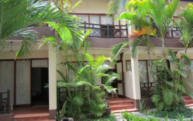 Sunshine Beach Resort