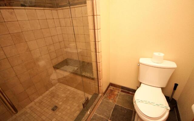 Mountainback #52, Loft, Corner