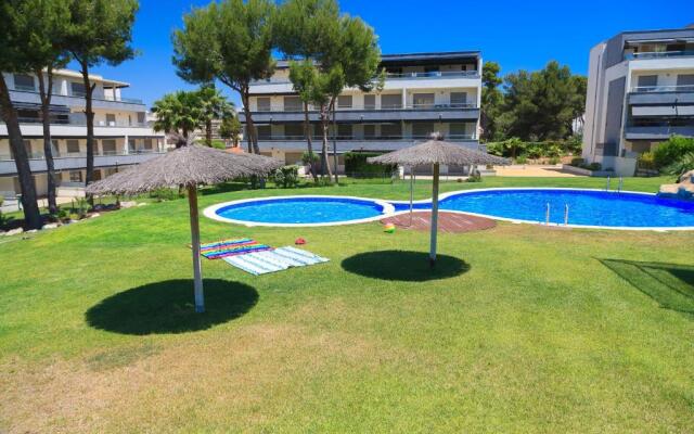 UHC Salou Villa Family Complex