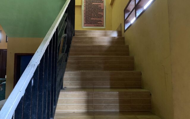 Hotel O Wisma Awal Fajar Syariah Near Mars Gym Bulukumba