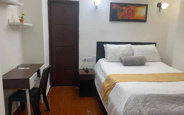 Hotel Avenida 3 Real