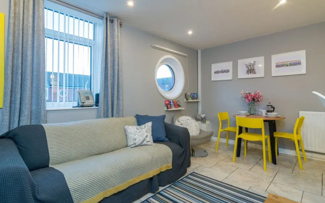 Belfast City Centre Apartment