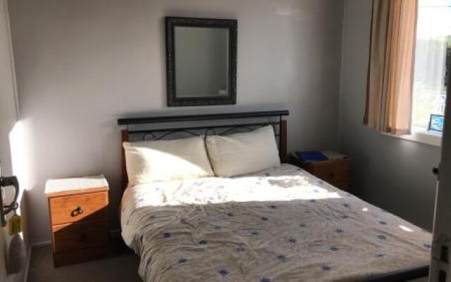 Lazy Dolphin Lodge