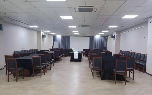 GreenTree Inn Handan Train Station Express Hotel