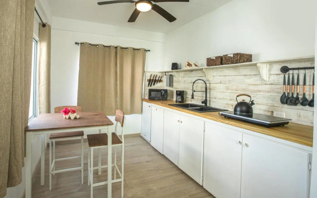 Kokomo Beach Suites