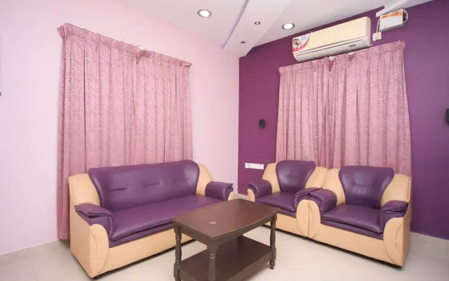 OYO 4662 Apartment Navalur