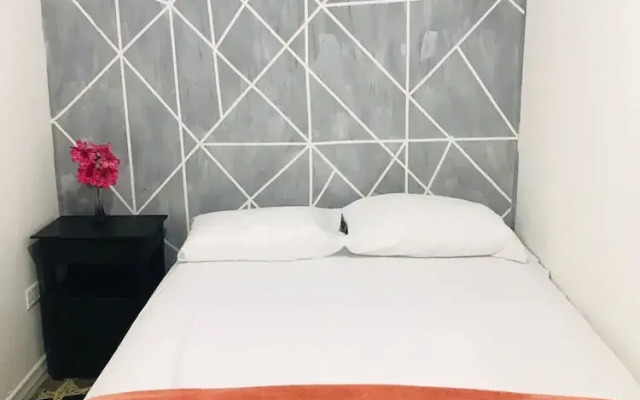 hostal la 18