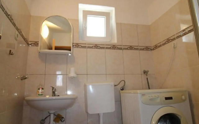 Anna - great location & family friendly - A1(4+1)