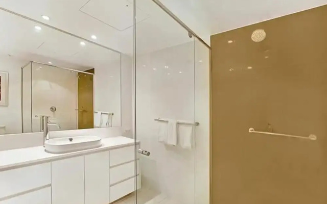 Luxury Surfers Paradise Residences