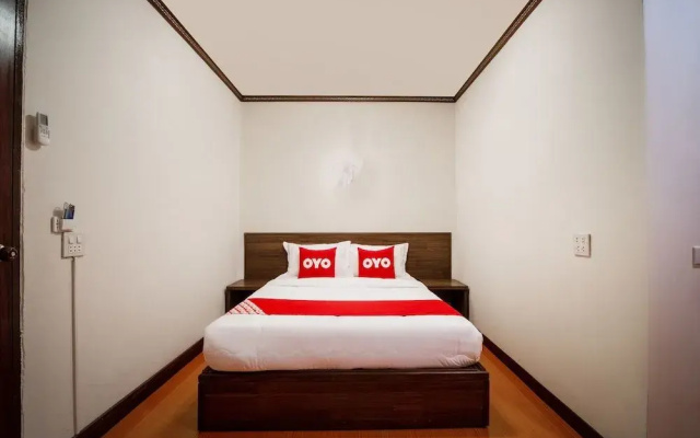 PK Residence by OYO Rooms