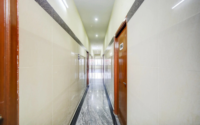 Green Park by OYO Rooms