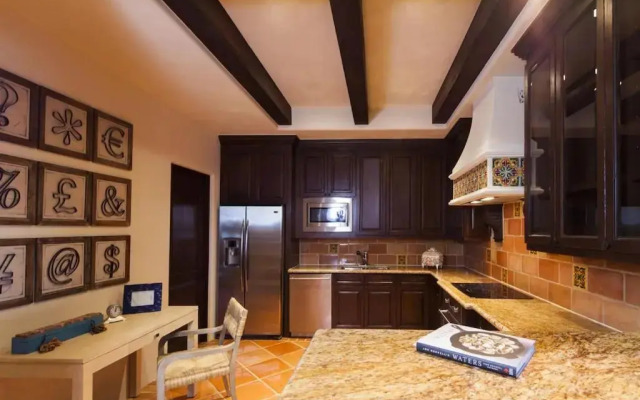 "Amalfi" 4 BDR Residence at Ultra Lux Hacienda!