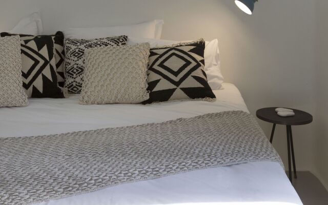 Dreambox Mykonos Suites