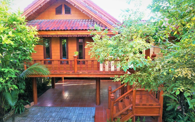 Ruenthai Boutique