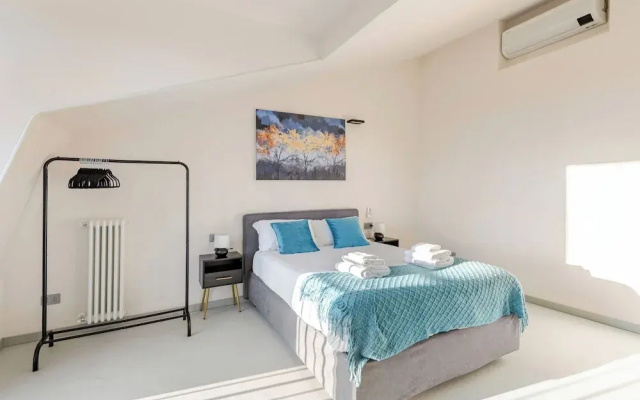 Luxury Penthouse 2 Bedooms 2 Bathrooms