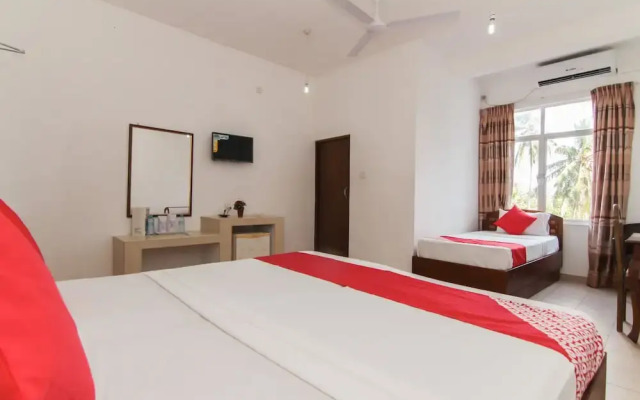 OYO 111 Sea Shine Beach Hotel