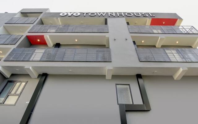 Hotel Aravali Inn & Banquet Hall