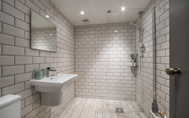 Heart of Hampstead Retreat