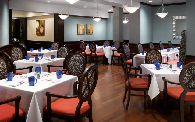 Four Points by Sheraton Richmond Airport