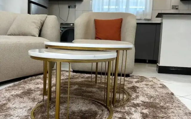 LivLuxe Apartments 5