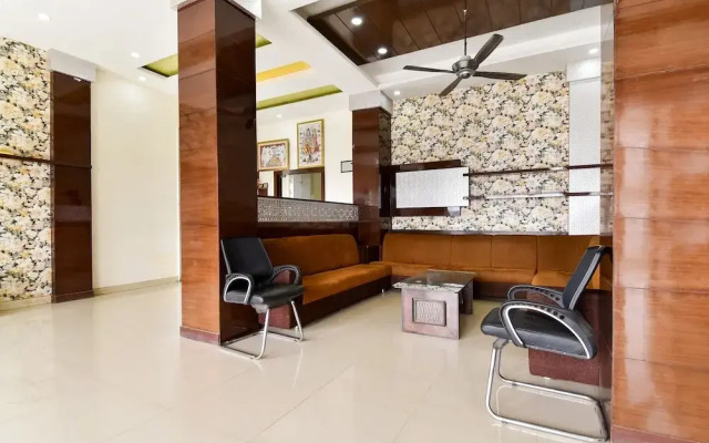OYO 44607 Glorious Resort