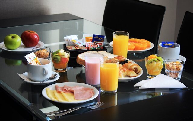 CH Recoleta Suites
