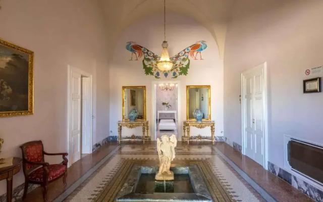 VILLA CAPOZZA 18&2, Emma Villas