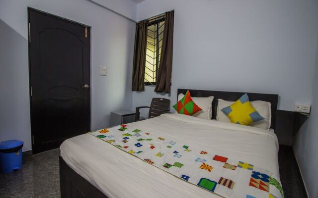 OYO 13298 Home Luxurious Studio Calangute