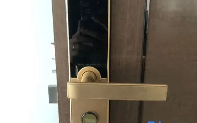 Time ONE International Apartment (Shenzhen Huaqiangbei Branch)