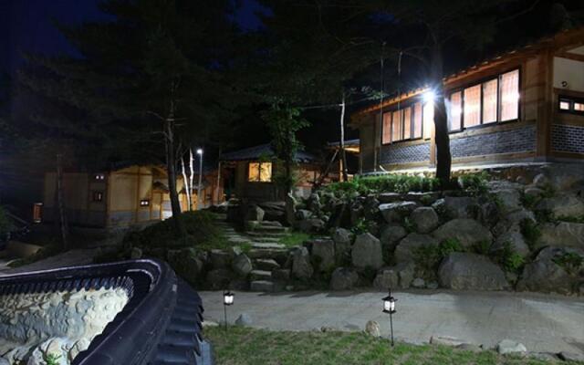 Pyeongchang Geumdang Hanok Pension